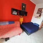 Cozy Family Home: Shared Near Center Homestay Turin