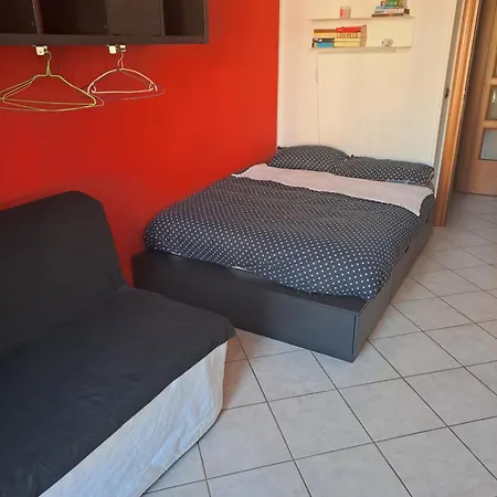 Stanza Privata In Casa Condivisa - Private In Shared *