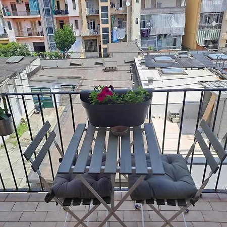 Stanza Privata In Casa Condivisa - Private In Shared منزل للإقامة *