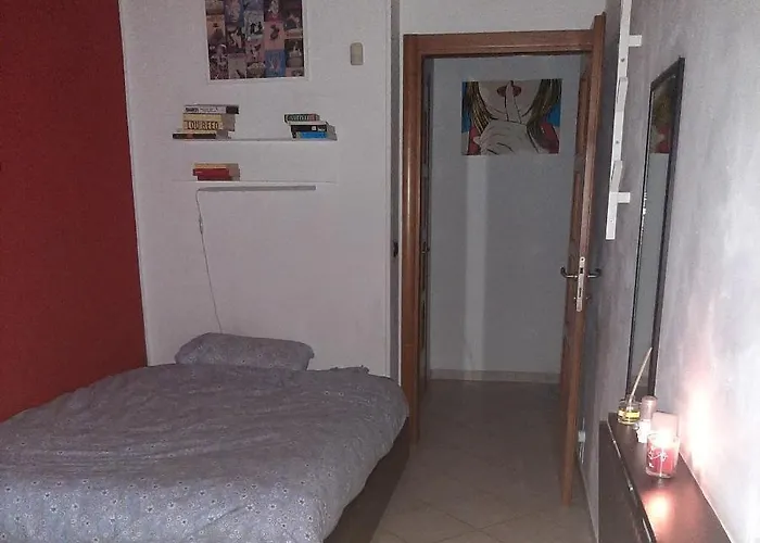 Stanza Privata In Casa Condivisa - Private In Shared ホームステイ トリノ