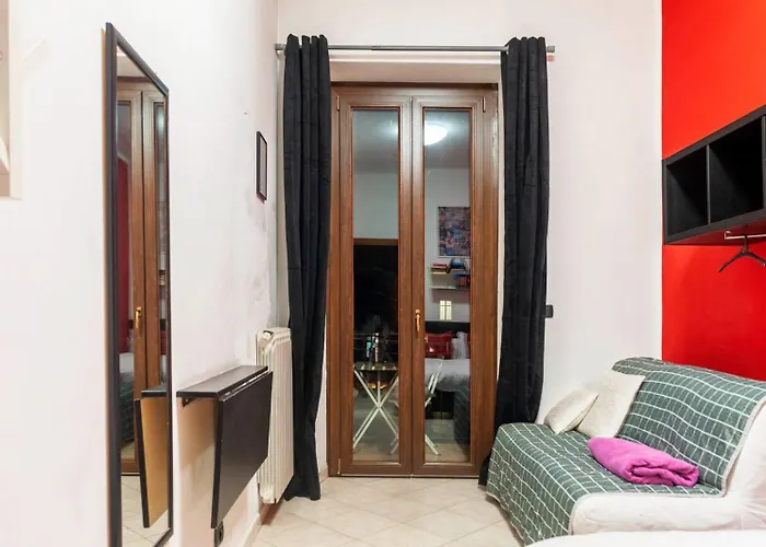 ホームステイ Stanza Privata In Casa Condivisa - Private In Shared *