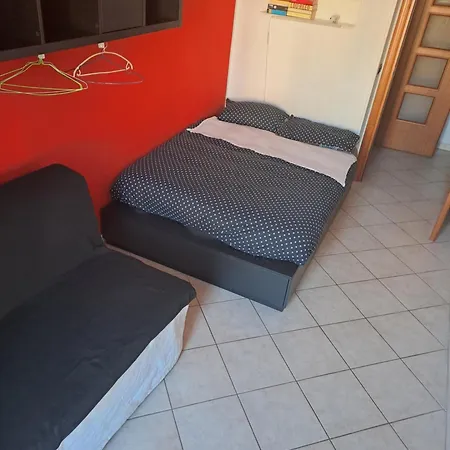 Δωμάτια σε οικογενειακή κατοικία Stanza Privata In Casa Condivisa - Private In Shared