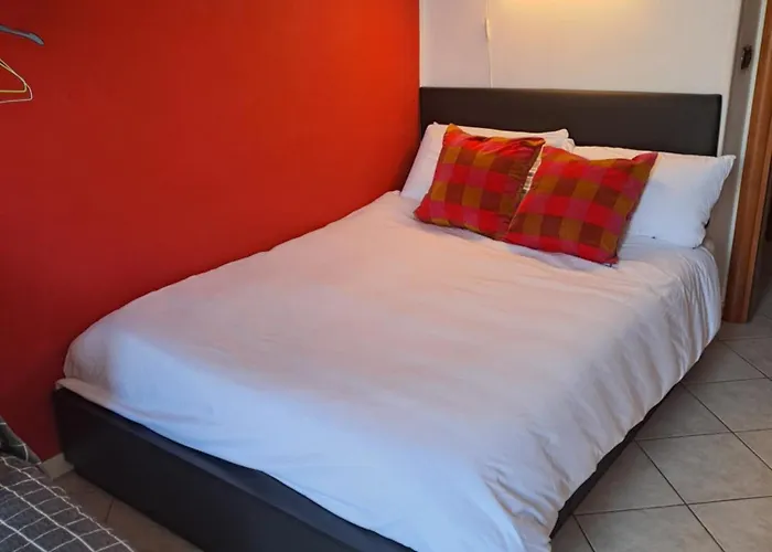 Stanza Privata In Casa Condivisa - Private In Shared *